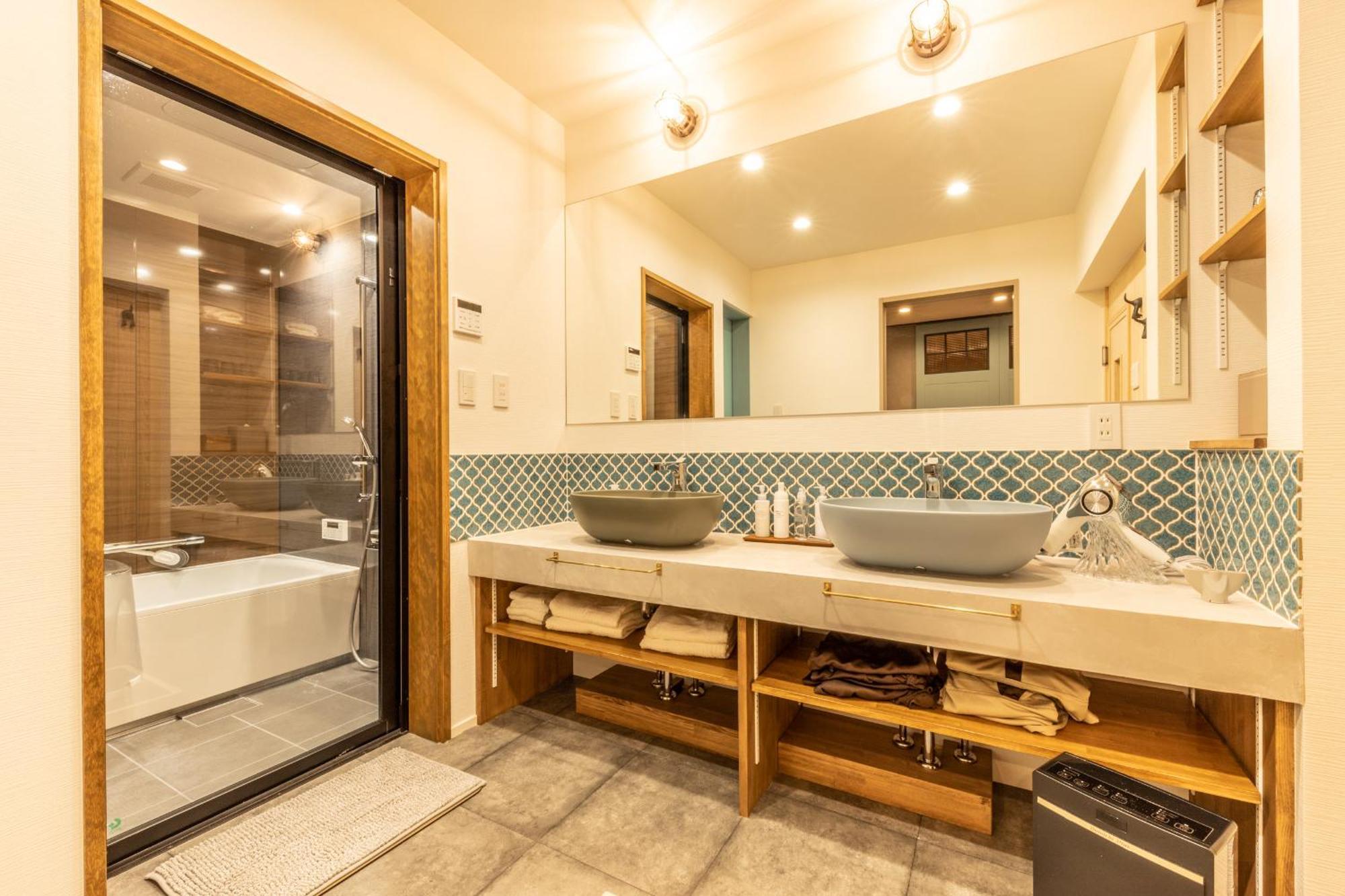 Hida Takayama Base - Traditional Japanese Garage House With Private Sauna ภายนอก รูปภาพ